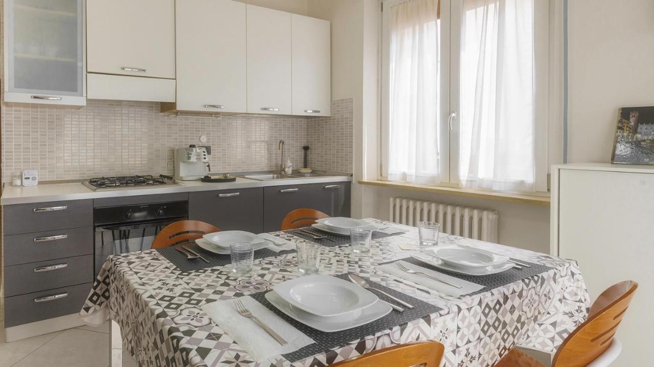 "Casa Giuliari" In Borgo Roma Vicino Policlinico Univr Fiera Apartment Verona Exterior photo
